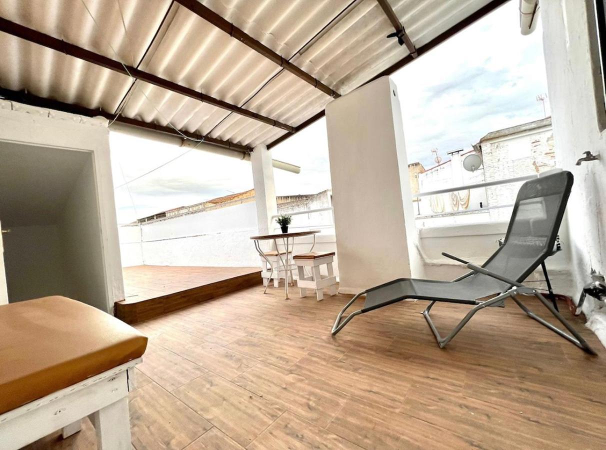 Apartamento Deluxe Terraza Y Bbq Santa Amalia Eksteriør bilde